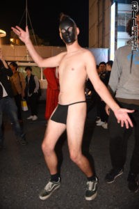 渋谷ハロウィン２０１９コスプレ写真集！ワープアからスク水男子まで 83